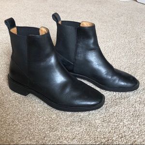 Chelsea Boots